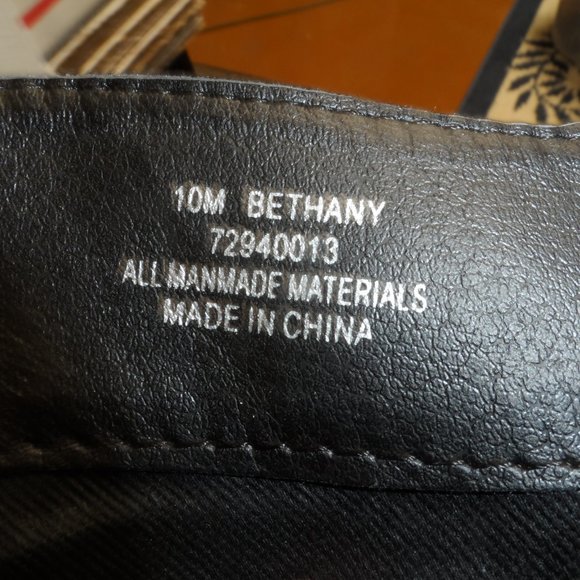 Black Curfew Knee High Bethany Boots - Picture 5 of 5